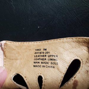 Miz Mooz platform shoes. NEW NEVER USED! Size 7